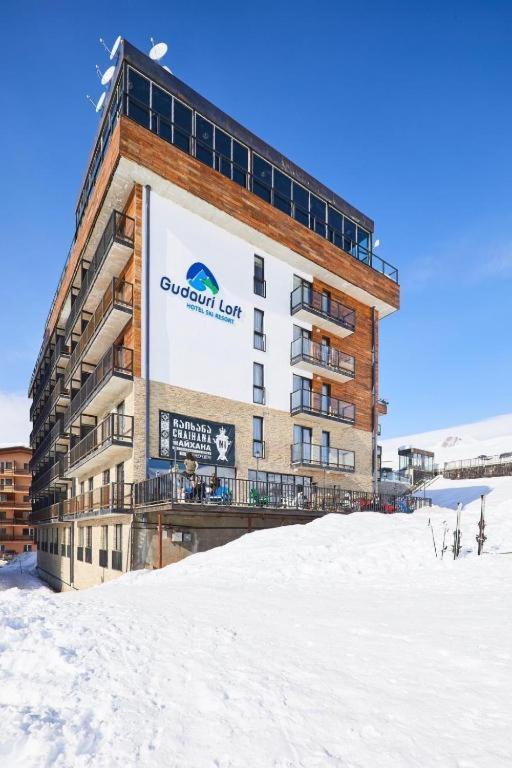 Loft 509 *